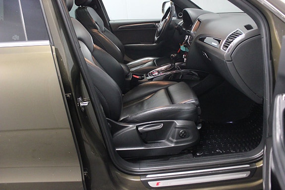 Audi Q5 10 of 23