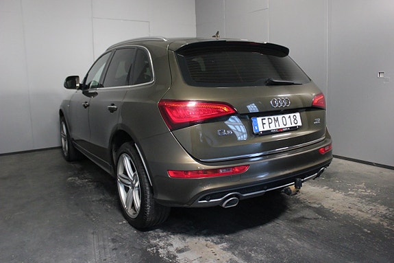 Audi Q5 4 of 23