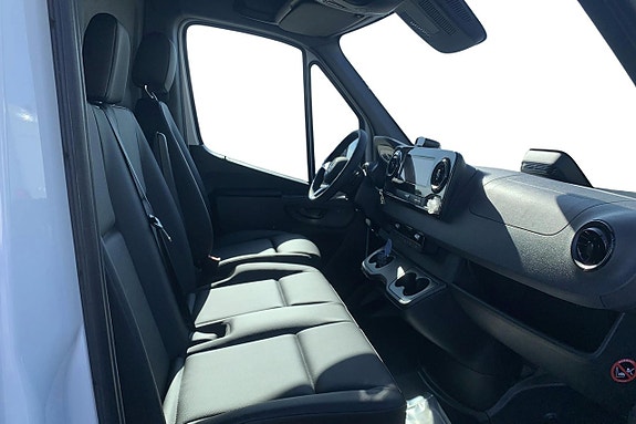 Mercedes-Benz Sprinter 317 8 of 11