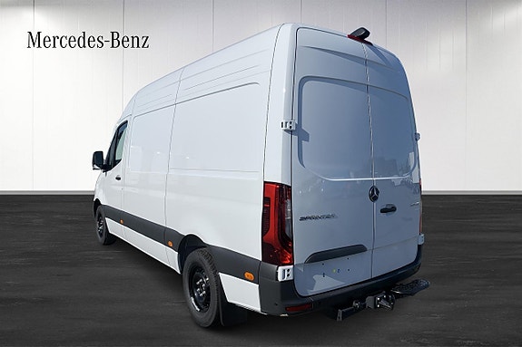 Mercedes-Benz Sprinter 317 3 of 11