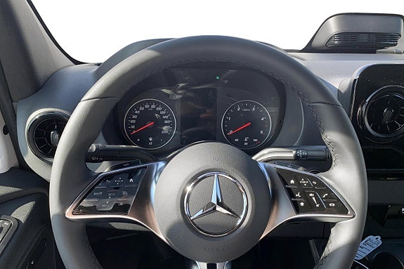Mercedes-Benz Sprinter 317 4 of 11