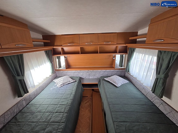 Adria UNICA C 743 PU 11 of 20