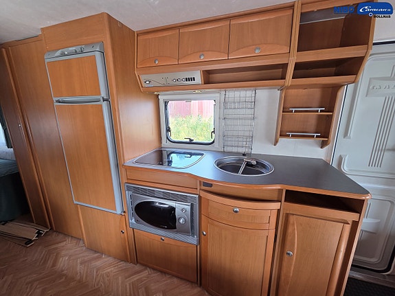 Adria UNICA C 743 PU 8 of 20