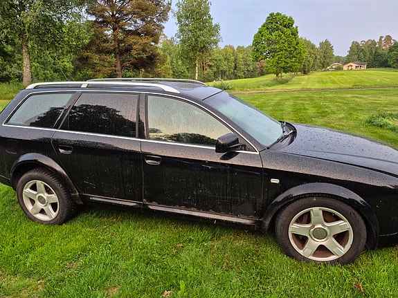 Audi A6 allroad 2 of 5