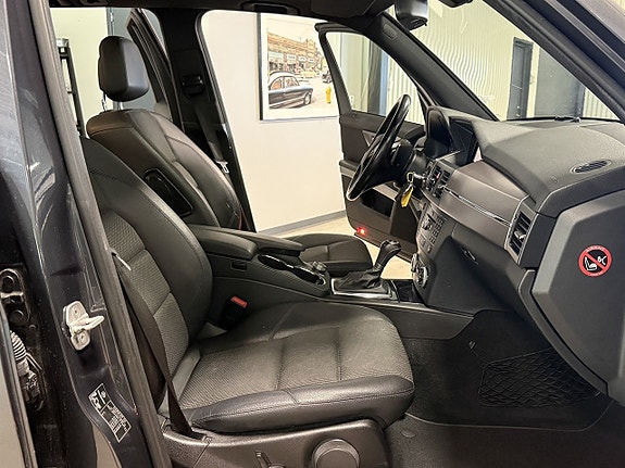 Mercedes-Benz GLK220 9 of 10