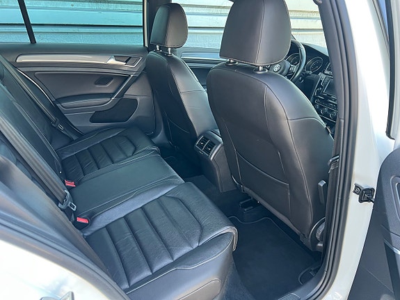 Volkswagen Golf I 13 of 15