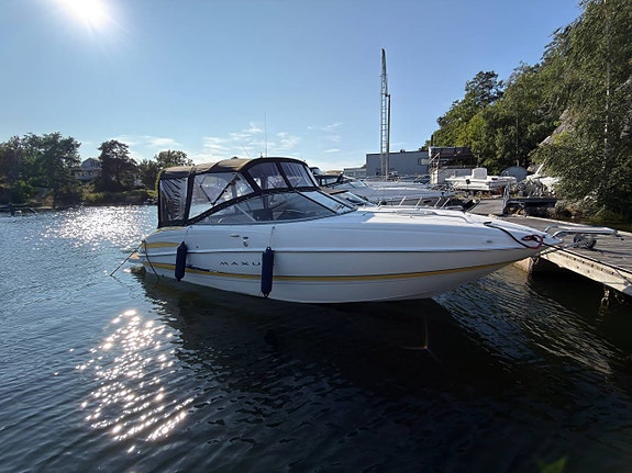 Maxum 2400 SC3 - 2004 3 of 12