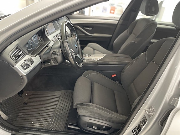 BMW 520 10 of 15