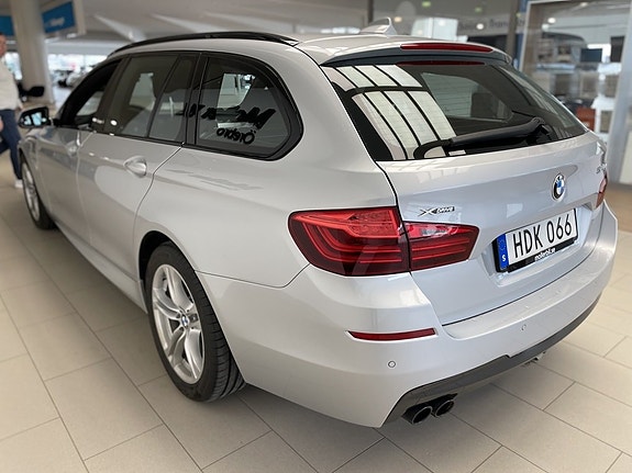 BMW 520 8 of 15