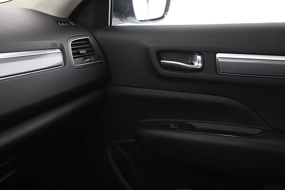 Renault Koleos 29 of 30