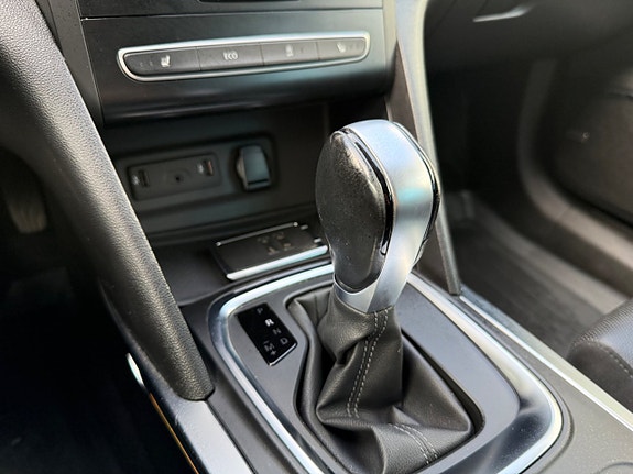 Renault Megane 12 of 24