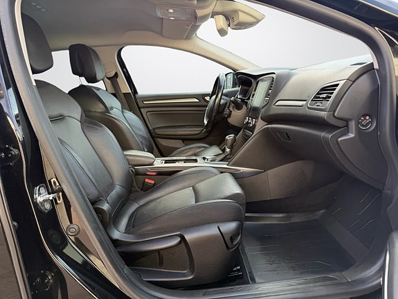 Renault Megane 21 of 24