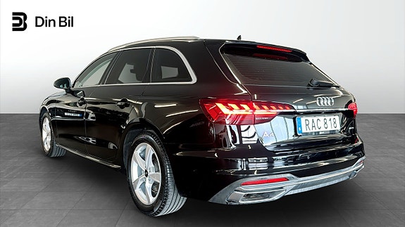 Audi A4 3 of 19