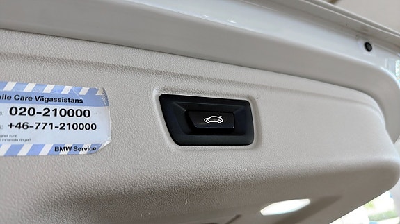 BMW 320d 24 of 25