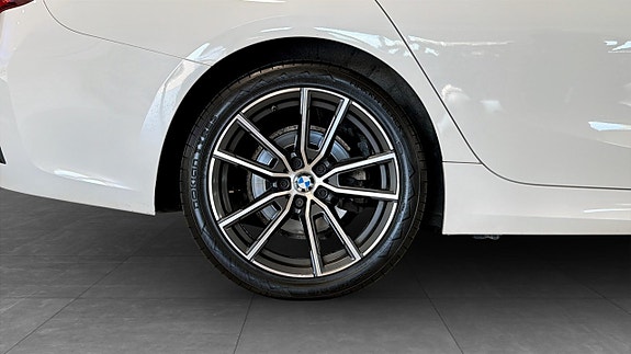 BMW 320d 9 of 25