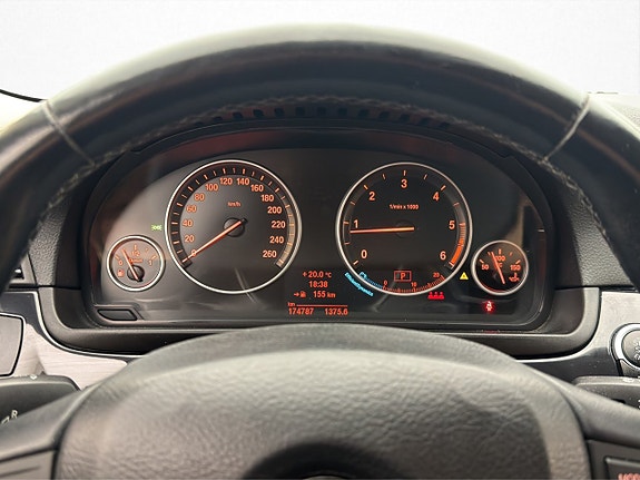 BMW 520 12 of 28