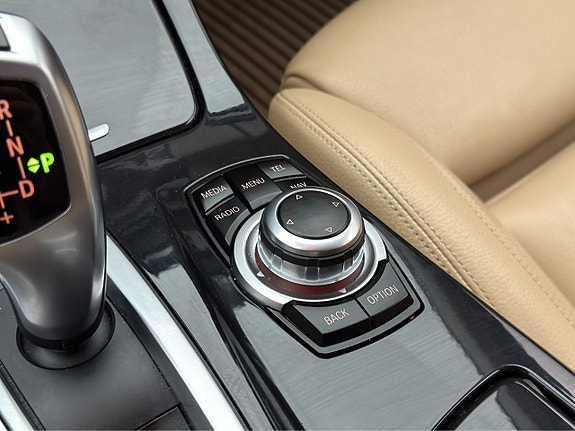 BMW 520 18 of 28