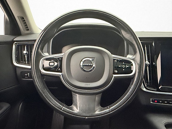 Volvo V90 12 of 30