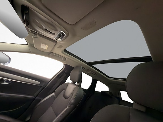Volvo V90 24 of 30