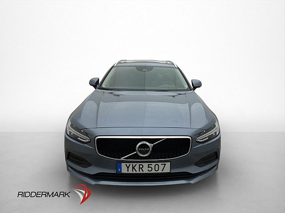 Volvo V90 2 of 30