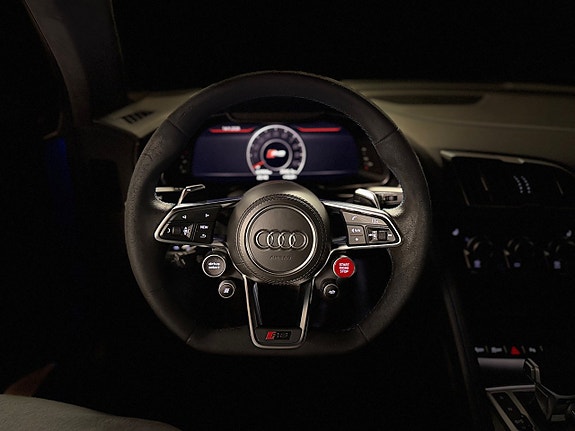Audi R8 19 of 25
