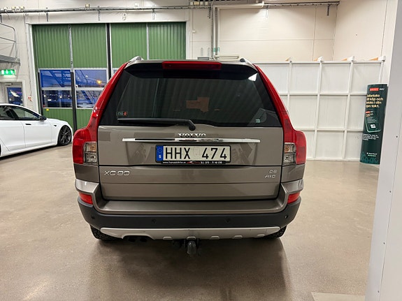 Volvo XC90 4 of 22