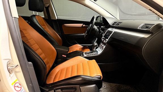 Volkswagen Passat Alltrack 25 of 27