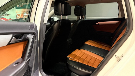 Volkswagen Passat Alltrack 21 of 27