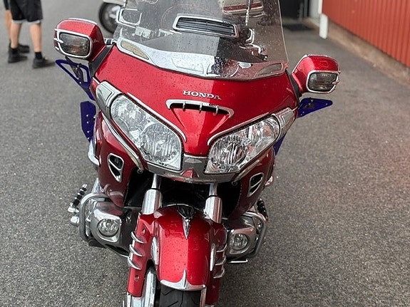 Honda Powersports GL1800 GOLDWING Gold Wing 1.8 4 of 4