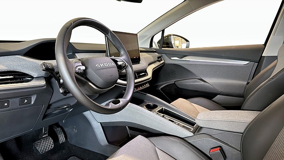 Skoda Enyaq 7 of 14