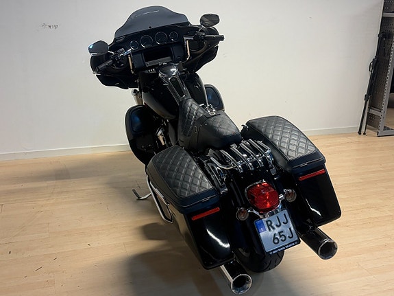 Harley-Davidson Electra Glide 107 1745cc 2019 9 of 9