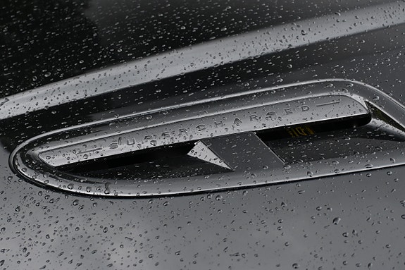 Jaguar XKR 9 of 16