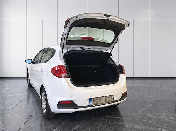 Kia Ceed 5 of 18
