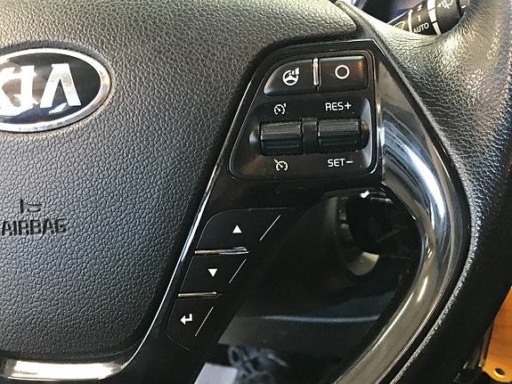Kia Ceed 12 of 18