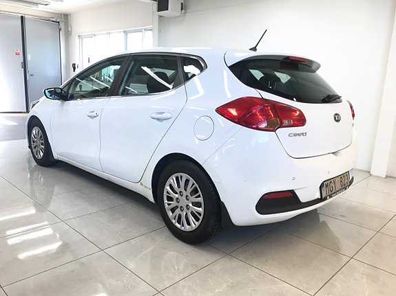 Kia Ceed 3 of 18