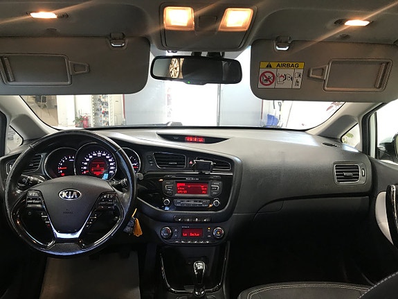 Kia Ceed 8 of 18