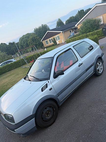 Volkswagen Golf III 6 of 7