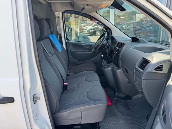 Peugeot Expert 9 of 15
