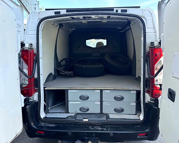 Peugeot Expert 15 of 15