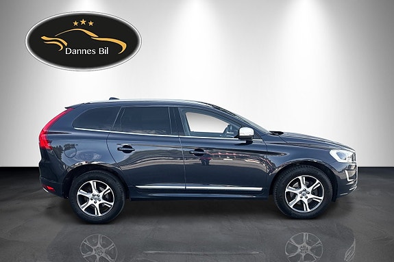 Volvo XC60 6 of 25