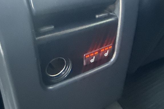 Volvo XC60 14 of 25