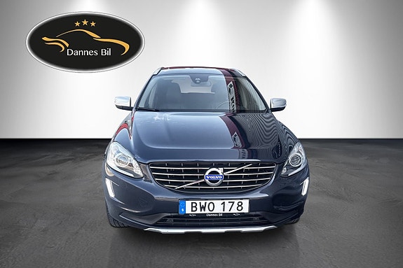 Volvo XC60 7 of 25