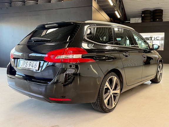 Peugeot 308 SW 6 of 23