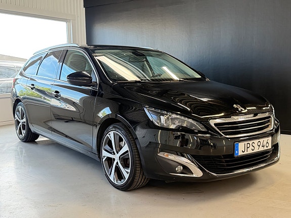 Peugeot 308 SW 3 of 23