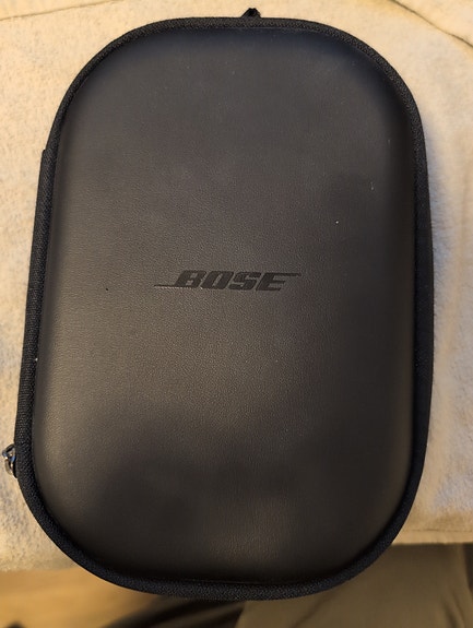 Bose QuietComfort 35 II image 2