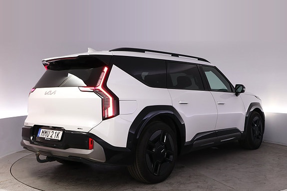 Kia EV9 5 of 27