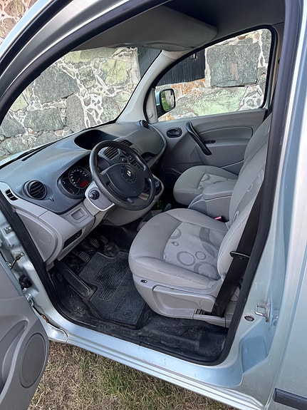 Renault Kangoo Express 8 of 10