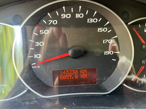 Renault Kangoo Express 9 of 10