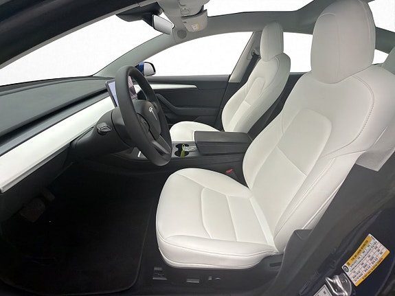 Tesla Model 3 12 of 30