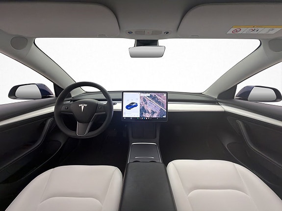Tesla Model 3 17 of 30